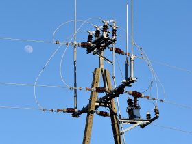 artellliii72-electricity-7895181_1920